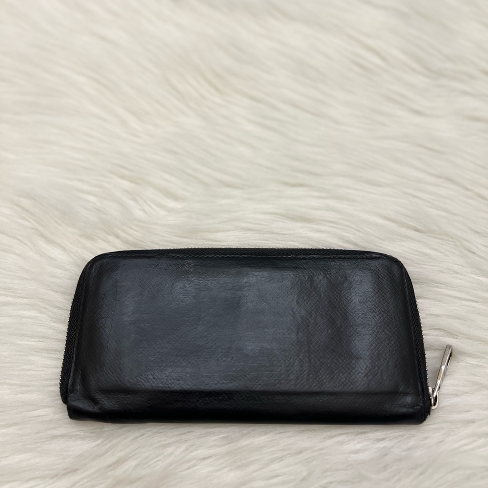 LOUIS VUITTON - BLACK TAIGA LEATHER LONG ZIP WALLET - Picture 2 of 10